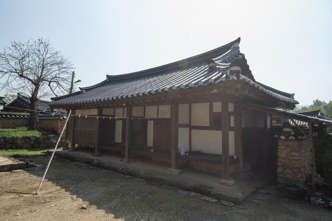 Jinrae Lee'S Traditional House Boseong Exterior foto